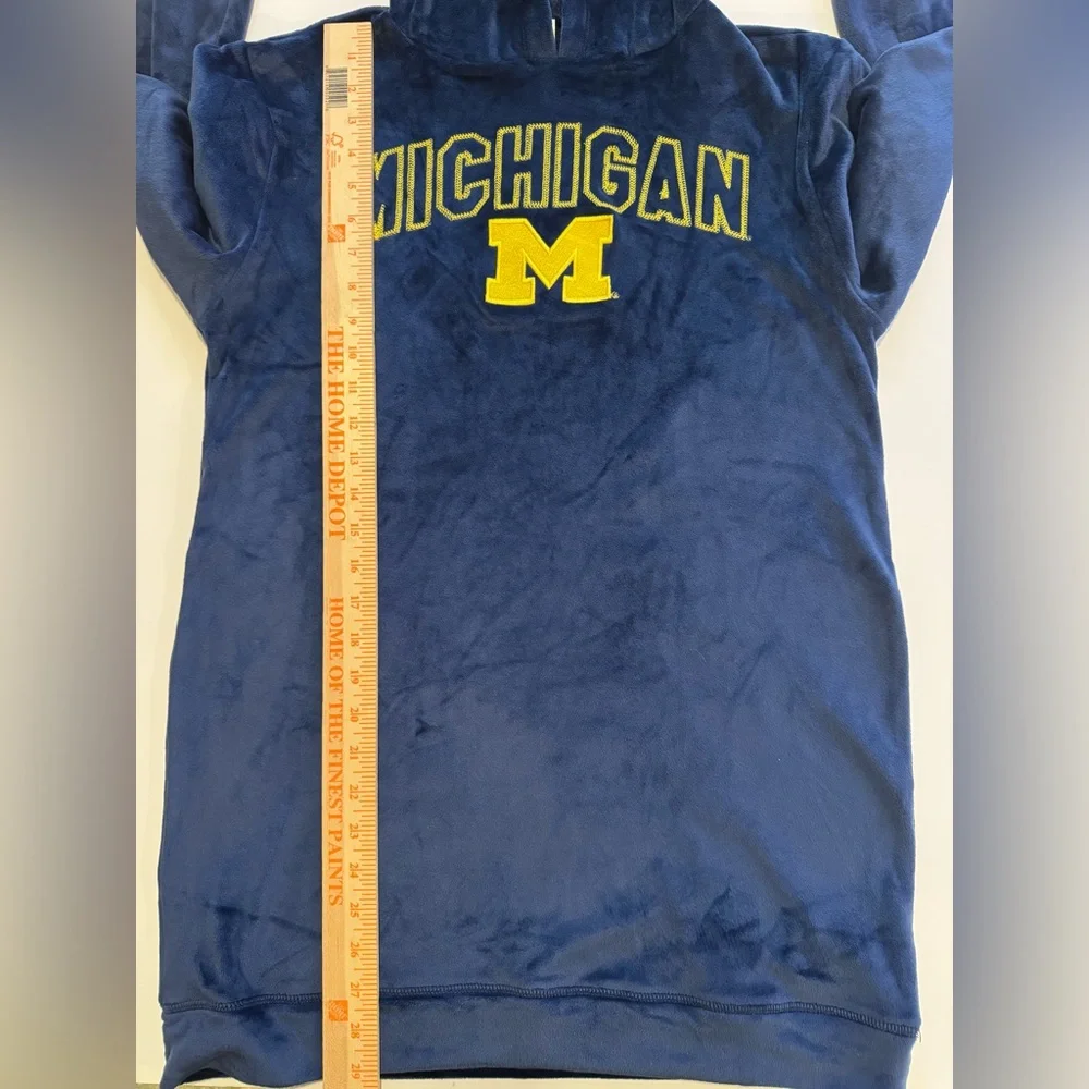Michigan Women's Navy Blue Fleece Hoodie - Picture 10 of 13